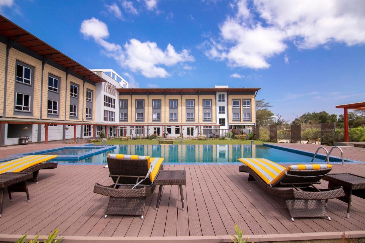 Eseriani The Resort Найваша Екстер'єр фото