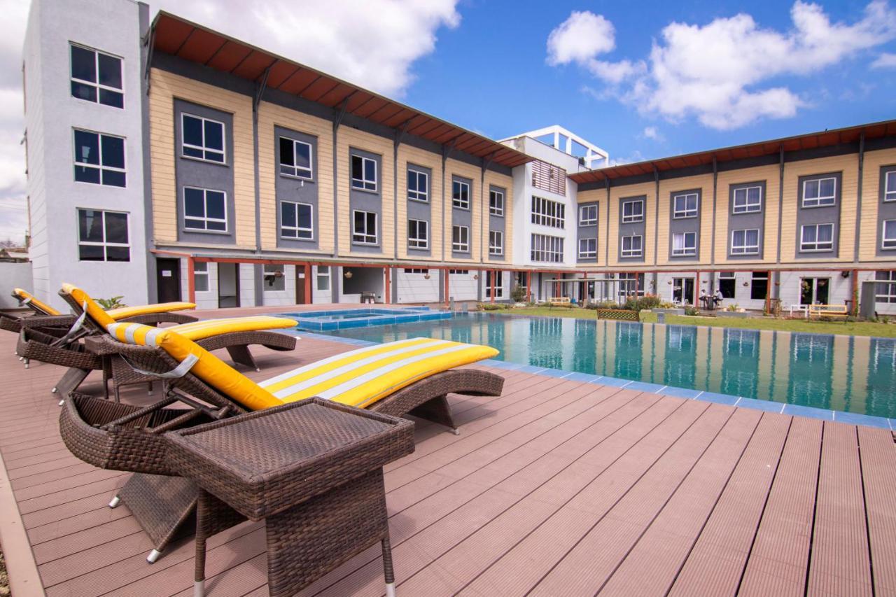 Eseriani The Resort Найваша Екстер'єр фото